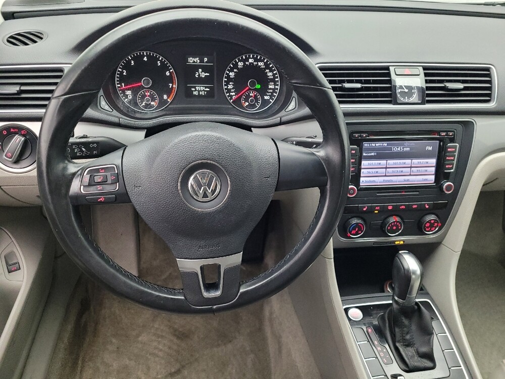 2015 Volkswagen Passat in Savannah, GA 31419 - 18129615 22