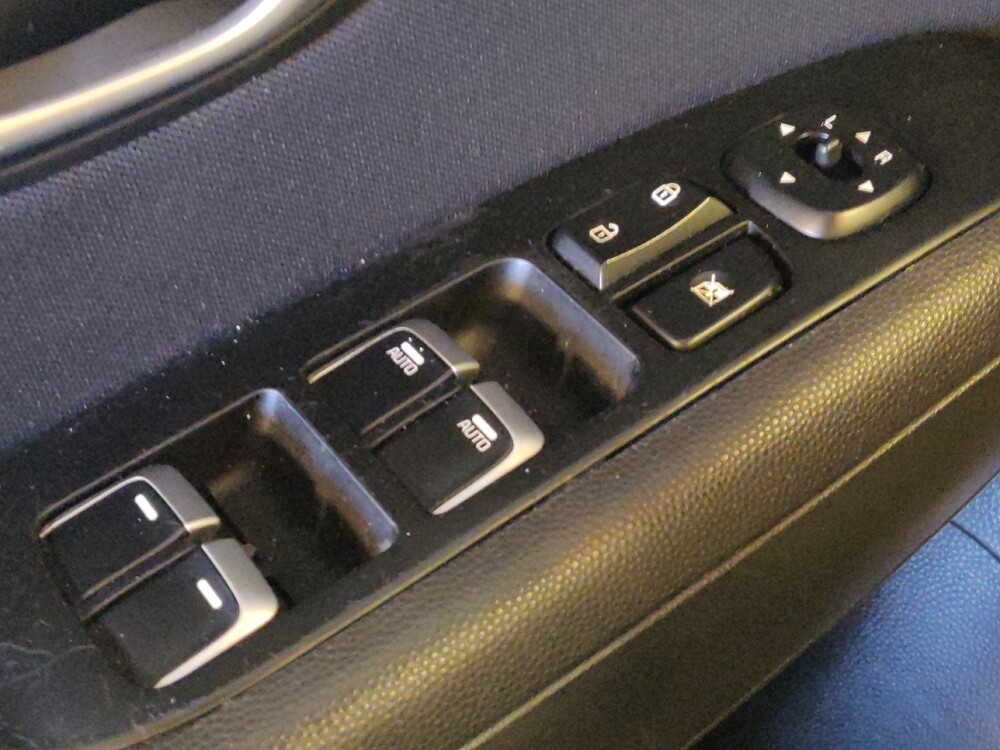 2019 Kia Soul in Metairie, LA 70006 - 18129616 27