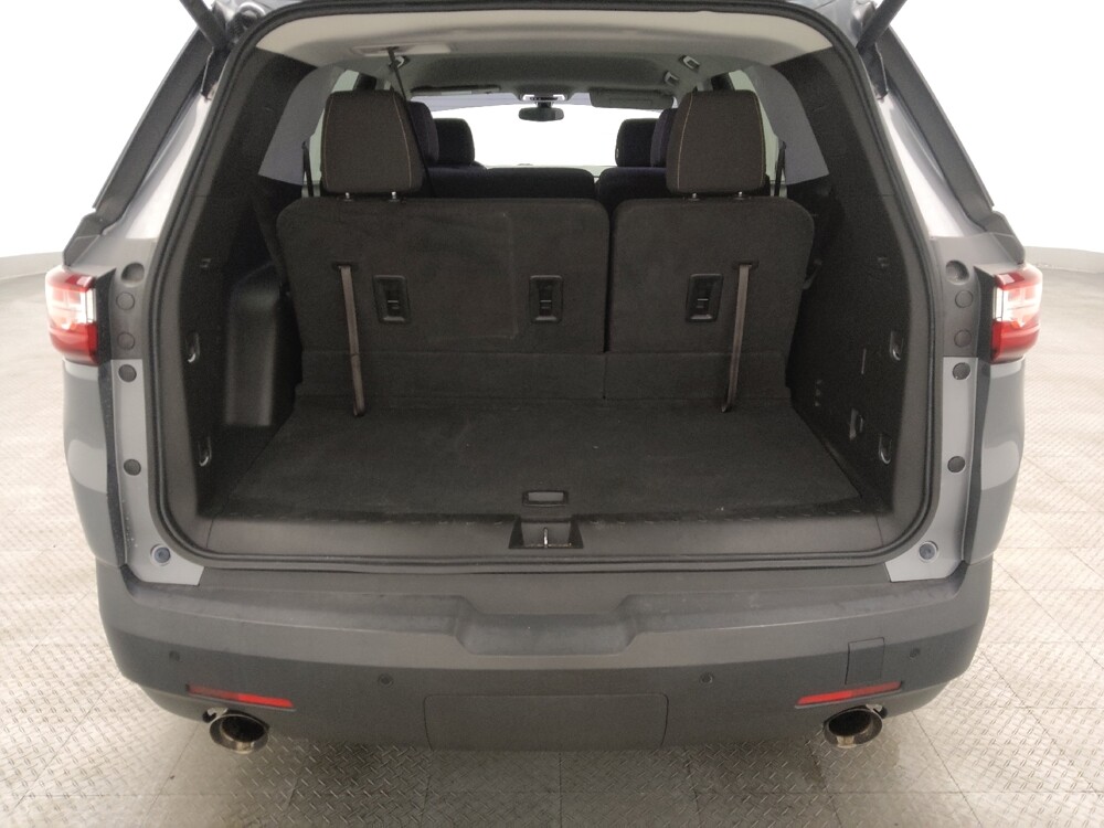 2019 Chevrolet Traverse in Jacksonville, FL 32225 - 18129619 29