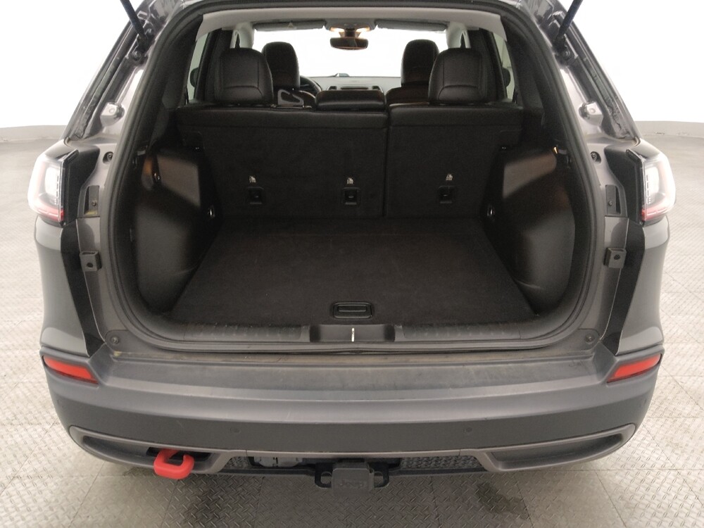 2019 Jeep Cherokee in Jacksonville, FL 32210 - 18129622 29