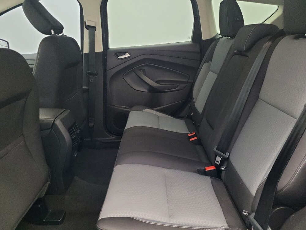 2018 Ford Escape in Hialeah, FL 33014 - 18129623 18