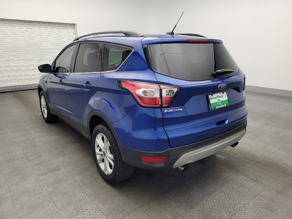 2018 Ford Escape in Hialeah, FL 33014 - 18129623 5