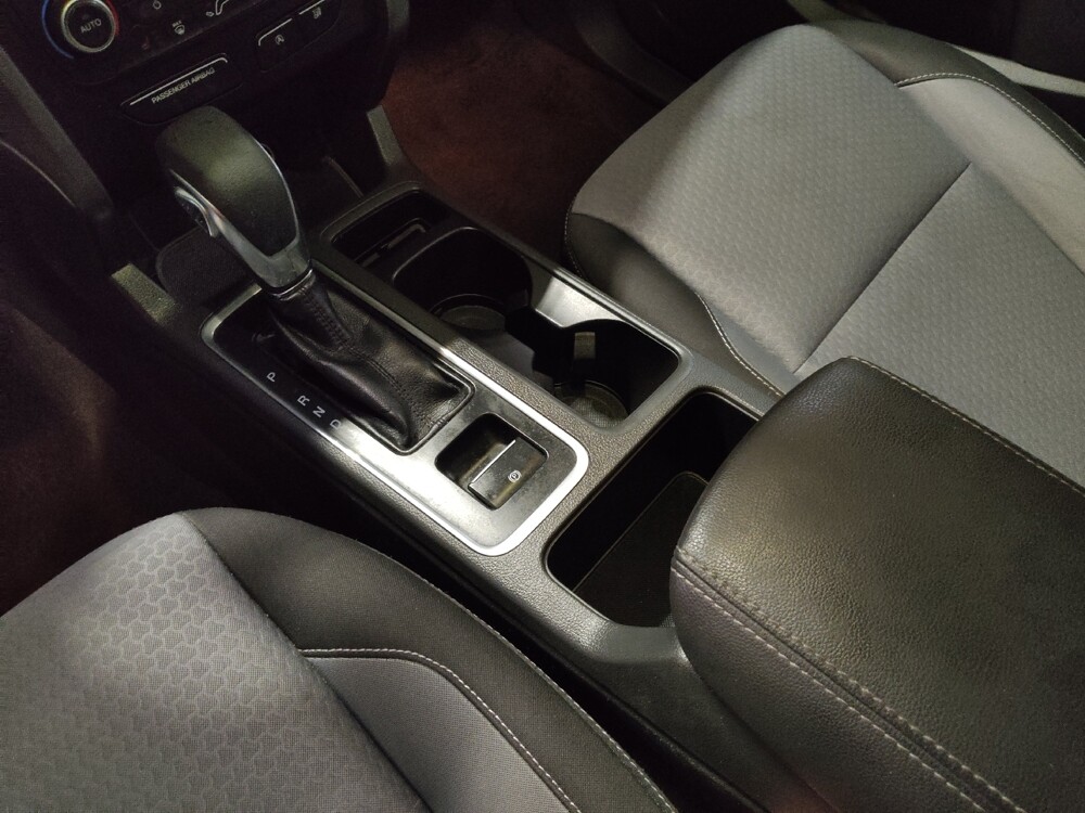 2018 Ford Escape in Hialeah, FL 33014 - 18129623 26