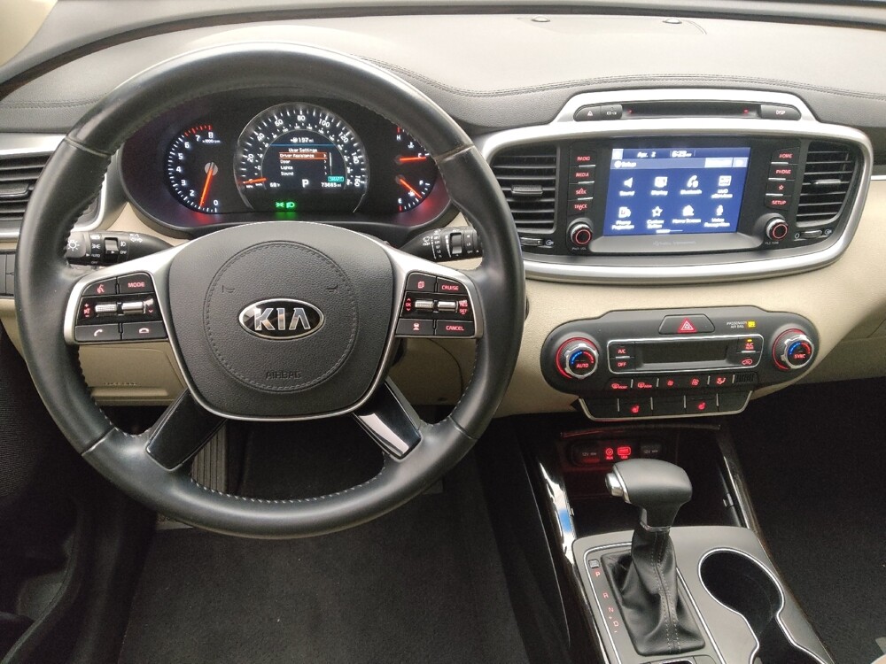 2019 Kia Sorento in Orlando, FL 32808 - 18129626 22