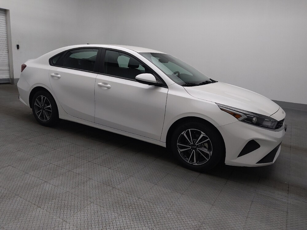 2023 Kia Forte in Gainesville, FL 32609 - 18129627 11