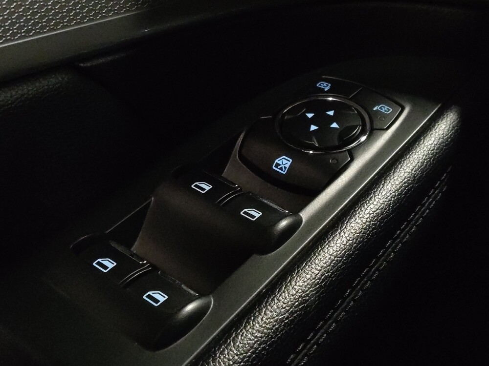 2017 Ford Explorer in Gainesville, FL 32609 - 18129629 27