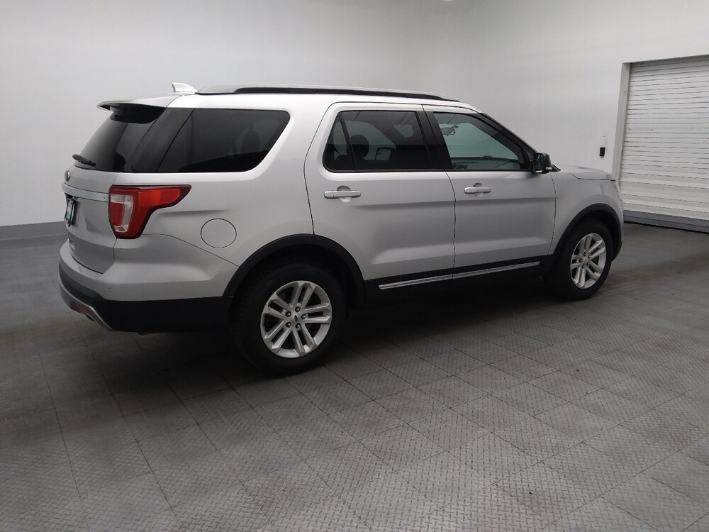 2017 Ford Explorer in Gainesville, FL 32609 - 18129629 10