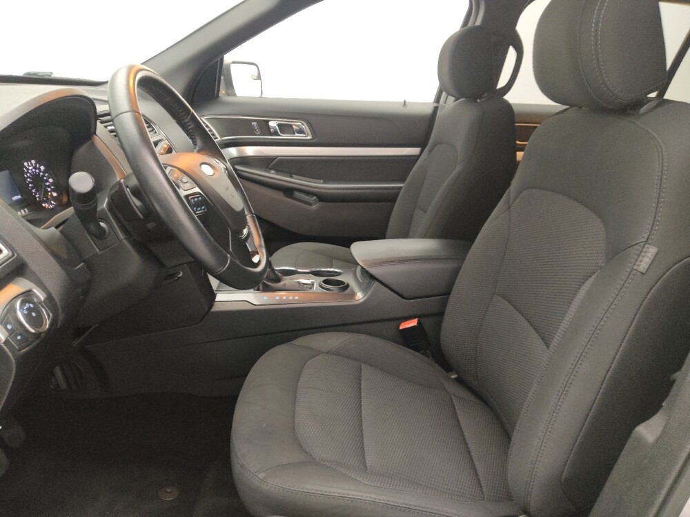 2017 Ford Explorer in Gainesville, FL 32609 - 18129629 17