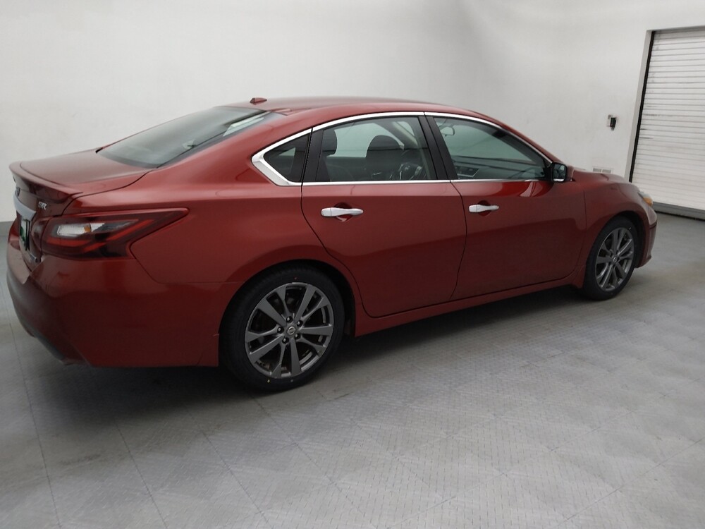 2018 Nissan Altima in Gastonia, NC 28056 - 18129631 10