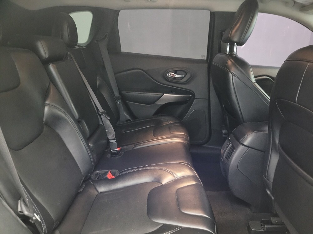 2020 Jeep Cherokee in Tucson, AZ 85705 - 18129633 19