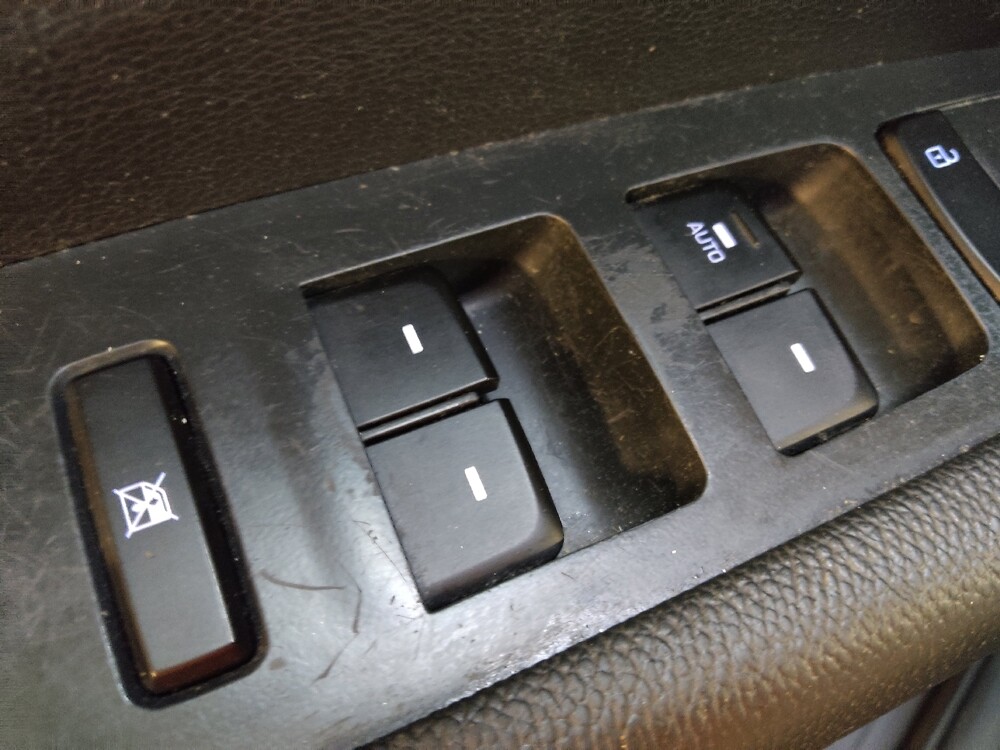 2018 Hyundai Sonata in Charleston, SC 29414 - 18129652 27