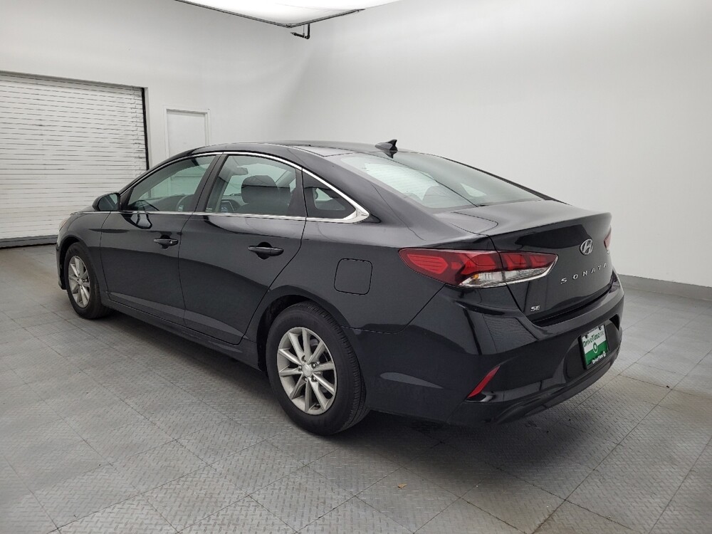 2018 Hyundai Sonata in Charleston, SC 29414 - 18129652 5