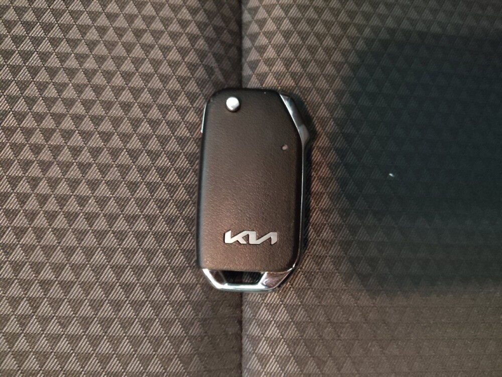 2025 Kia Soul in Greenville, SC 29607 - 18129654 32