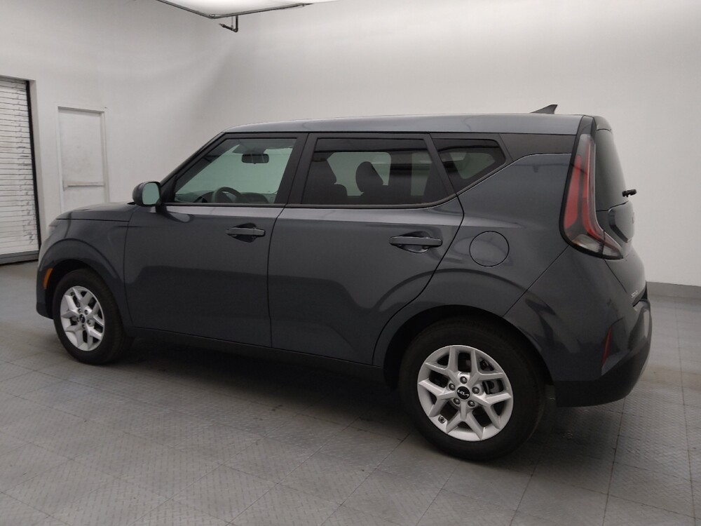 2025 Kia Soul in Greenville, SC 29607 - 18129654 3