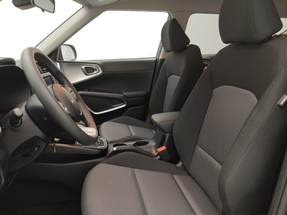 2025 Kia Soul in Greenville, SC 29607 - 18129654 17