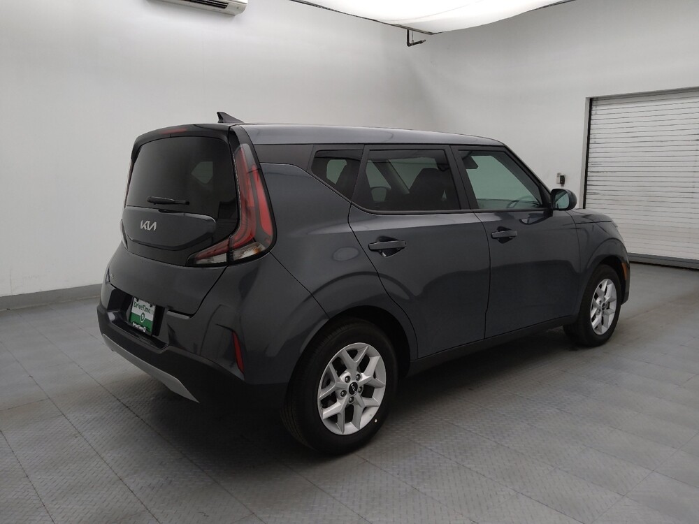 2025 Kia Soul in Greenville, SC 29607 - 18129654 9