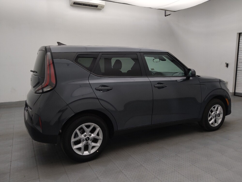 2025 Kia Soul in Greenville, SC 29607 - 18129654 10
