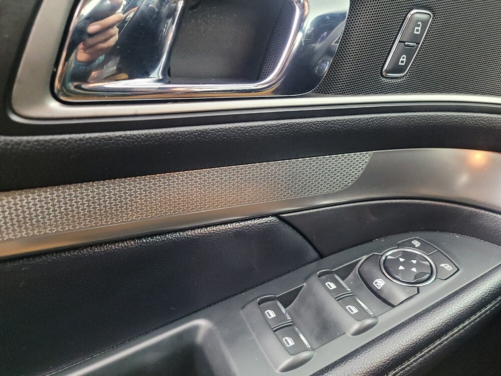 2018 Ford Explorer in Memphis, TN 38128 - 18129656 27