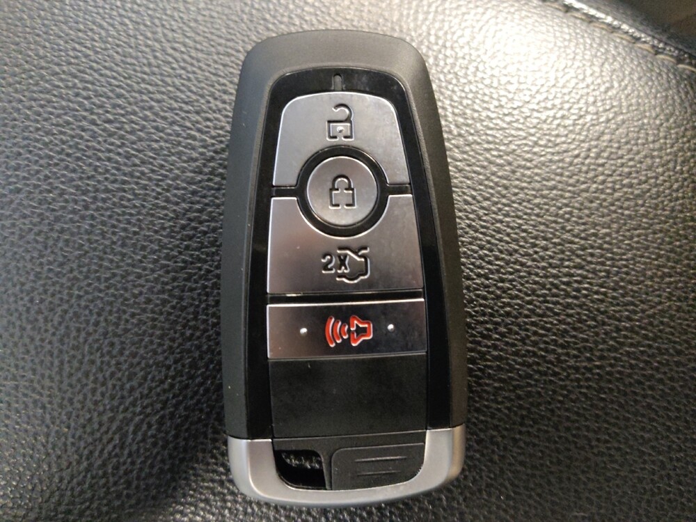 2019 Ford Fusion in Houston, TX 77074 - 18129657 32