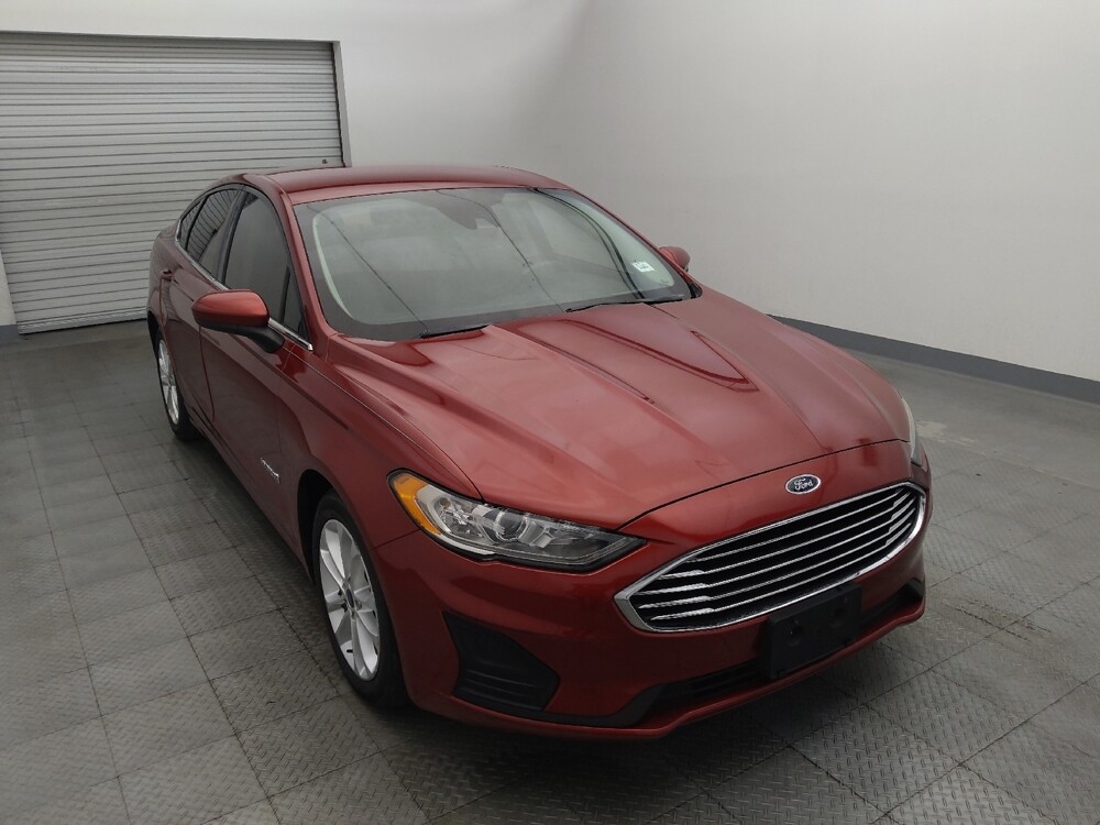 2019 Ford Fusion in Houston, TX 77074 - 18129657 13