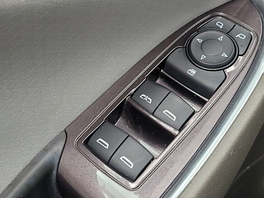 2020 Chevrolet Malibu in Memphis, TN 38128 - 18129658 27