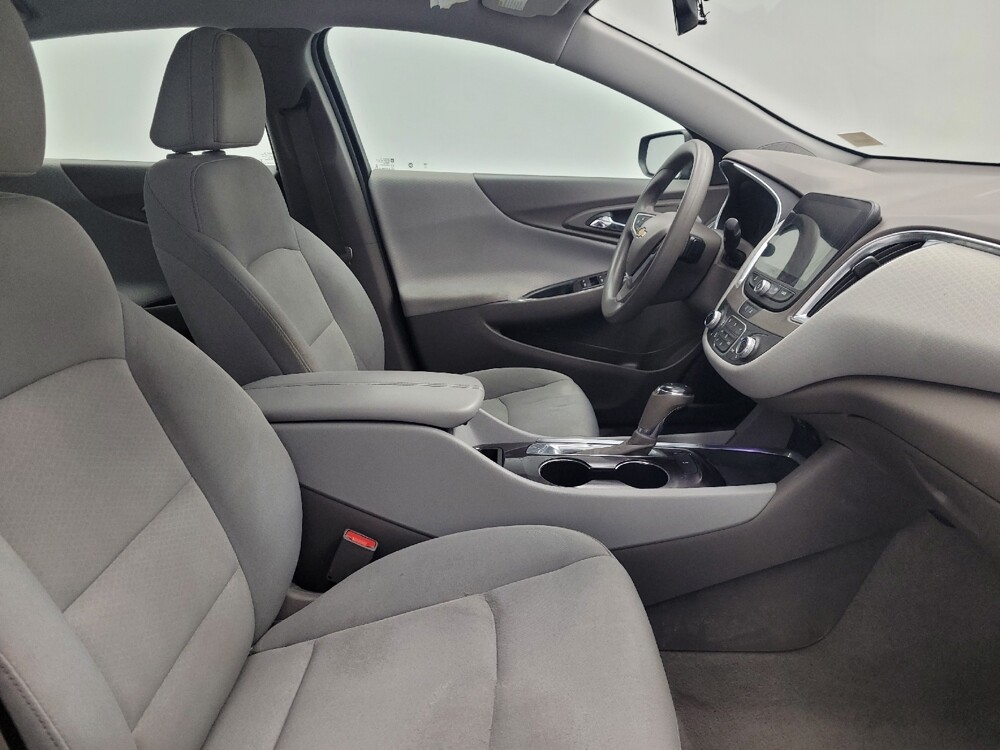 2020 Chevrolet Malibu in Memphis, TN 38128 - 18129658 21