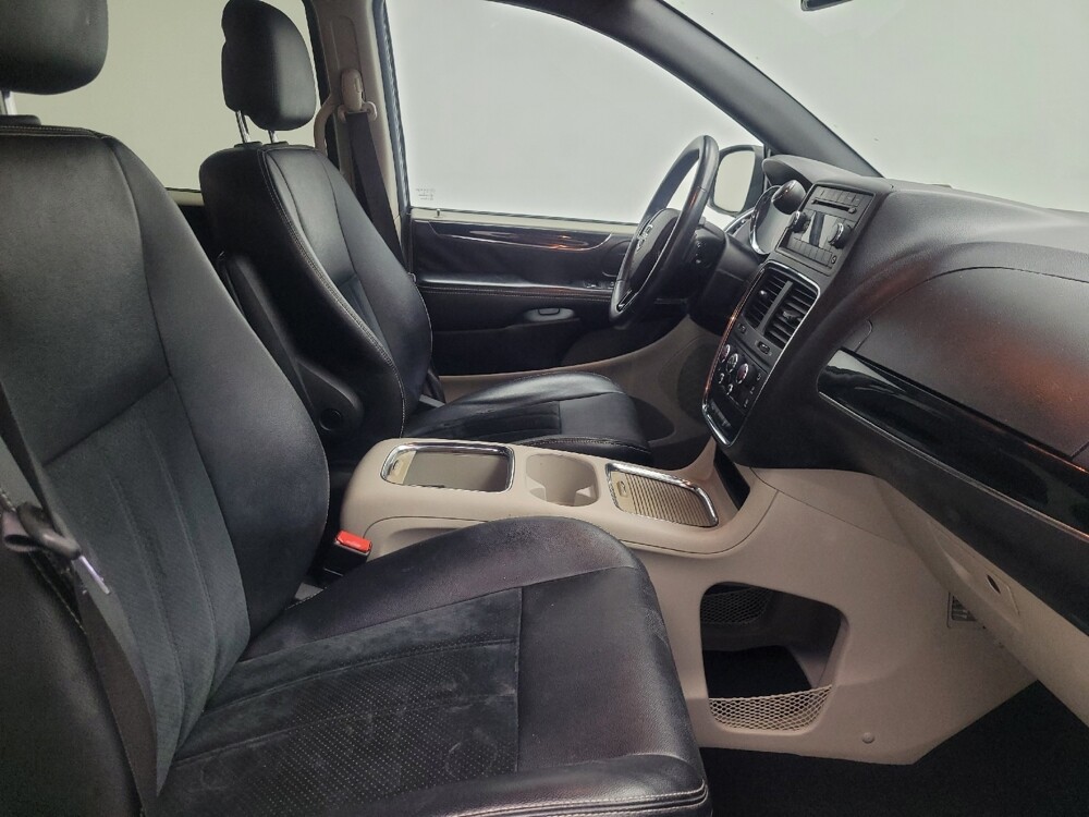 2017 Dodge Grand Caravan in Huntsville, AL 35816 - 18129660 21