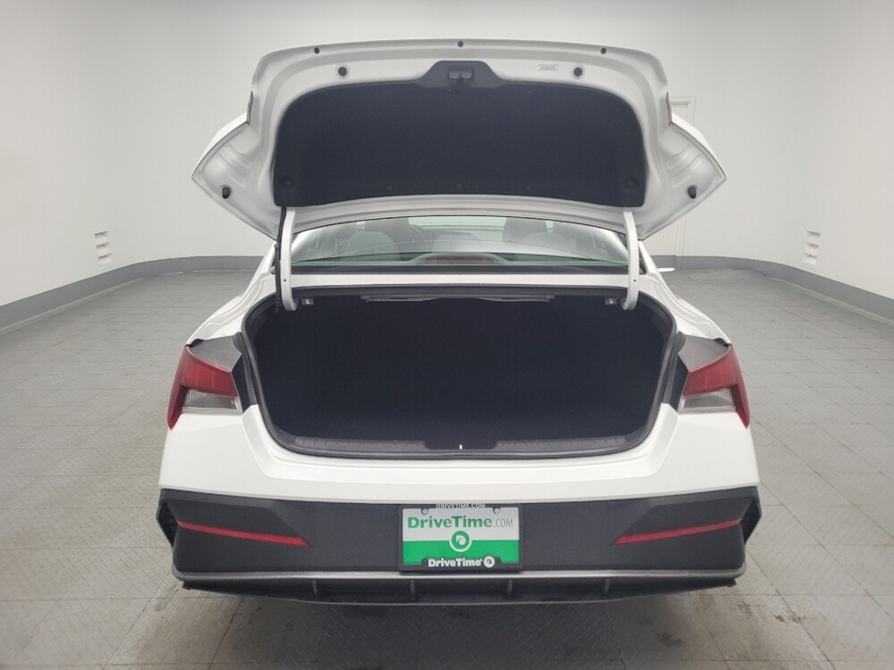 2024 Hyundai Elantra in Madison, TN 37115 - 18129661 29