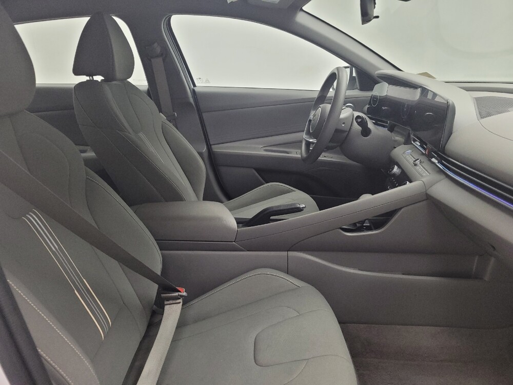 2024 Hyundai Elantra in Madison, TN 37115 - 18129661 21