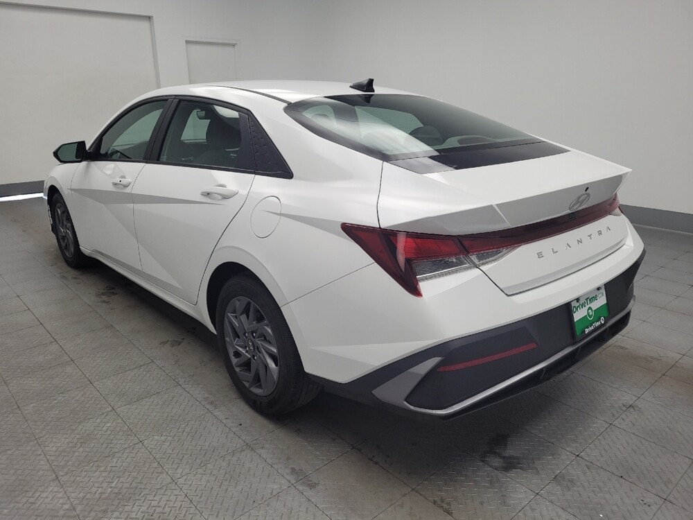 2024 Hyundai Elantra in Madison, TN 37115 - 18129661 5