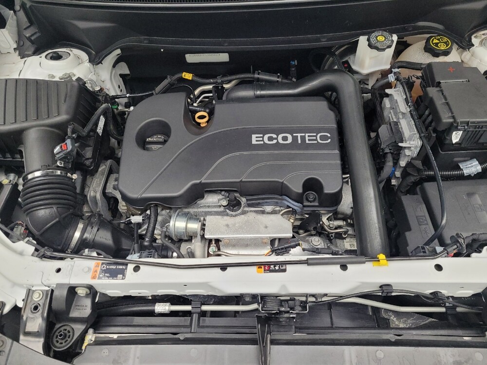 2020 Chevrolet Equinox in Memphis, TN 38128 - 18129663 30