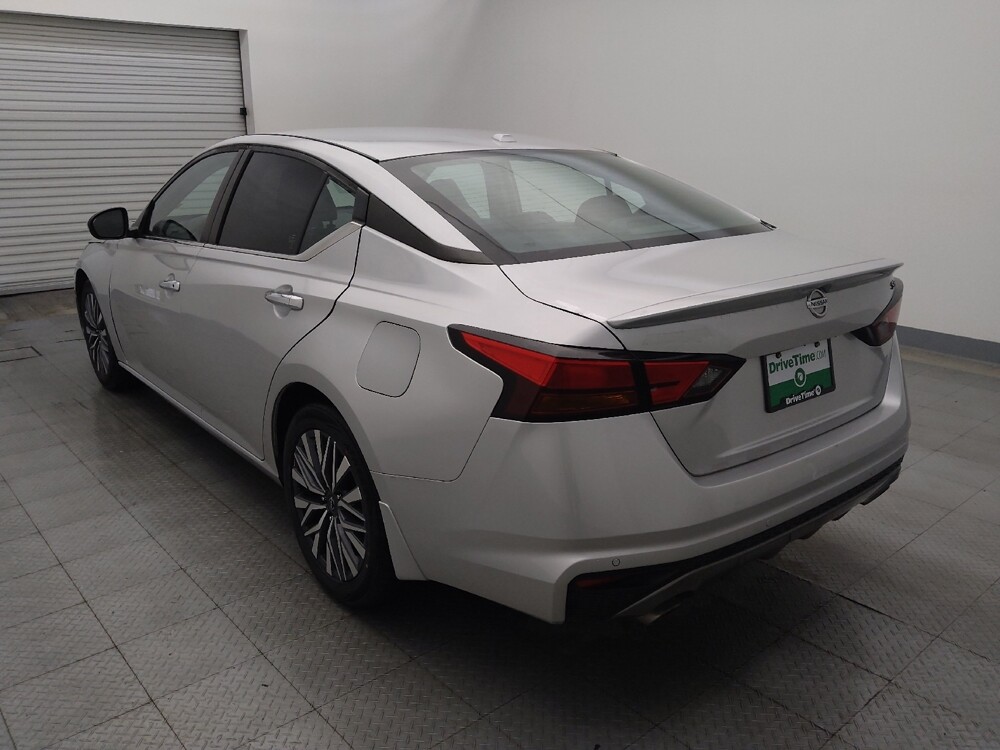 2020 Nissan Altima in Metairie, LA 70006 - 18129666 5
