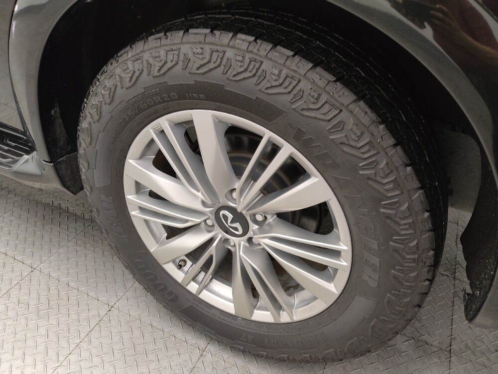 2018 INFINITI QX80 in Metairie, LA 70006 - 18129675 31