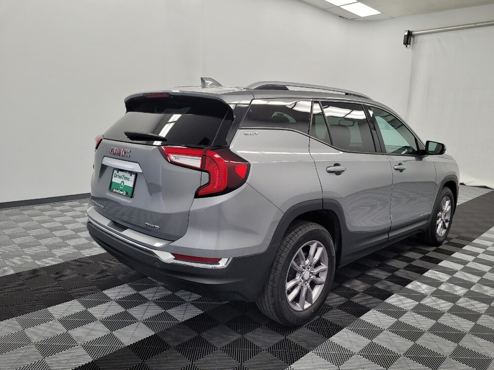 2024 GMC Terrain in Houston, TX 77060 - 18129677 9