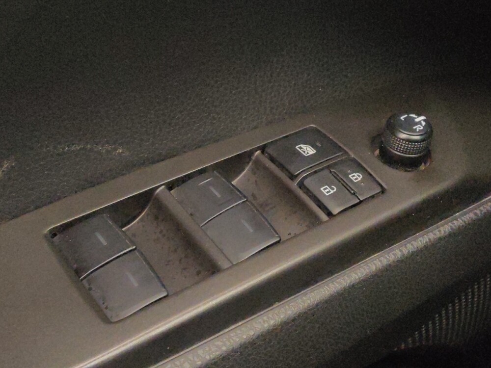 2024 Toyota Camry in Metairie, LA 70006 - 18129679 27