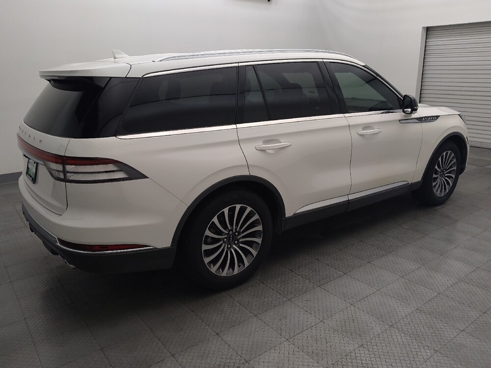 2020 Lincoln Aviator in Baton Rouge, LA 70816 - 18129680 10