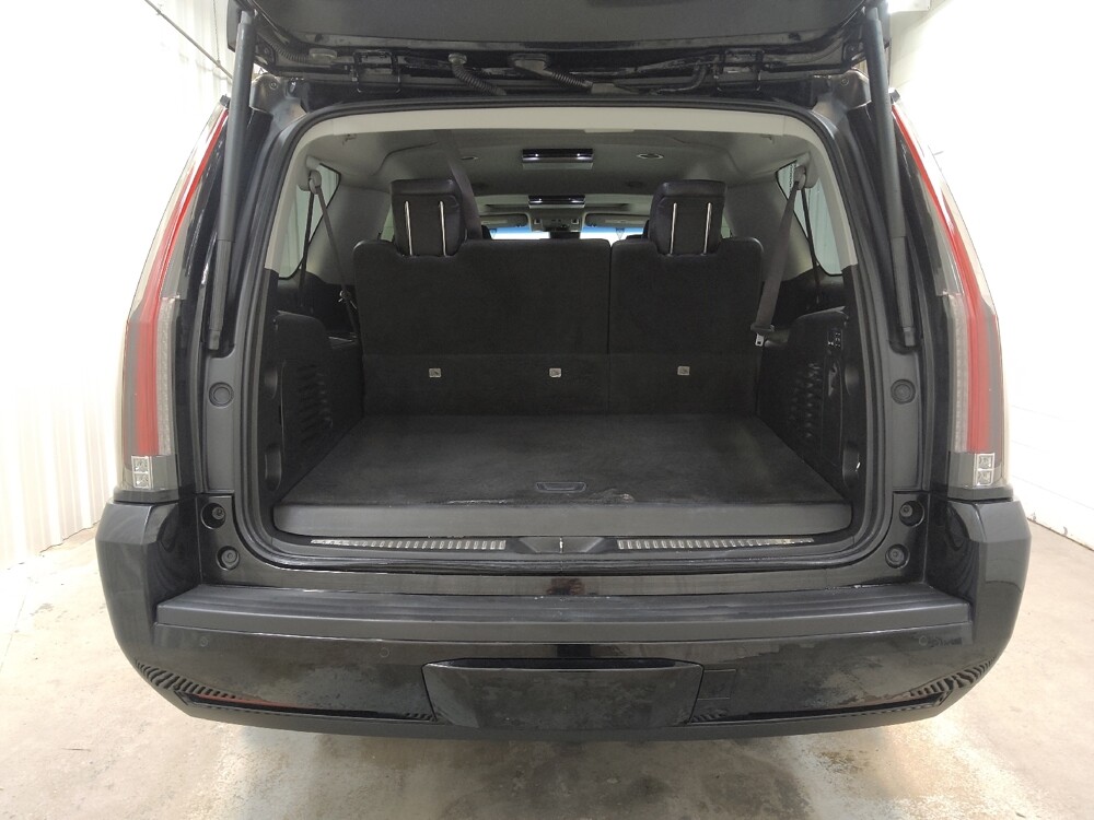 2017 Cadillac Escalade ESV in Fairfield, OH 45014 - 18129683 29