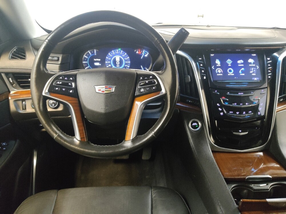2017 Cadillac Escalade ESV in Fairfield, OH 45014 - 18129683 22