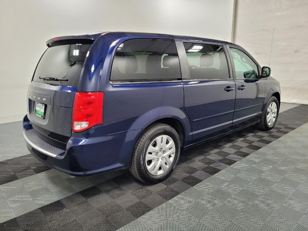 2017 Dodge Grand Caravan in Langhorne, PA 19047 - 18129684 10