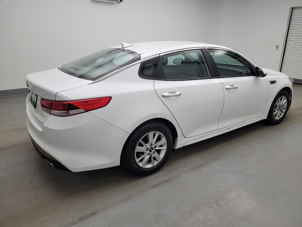 2016 Kia Optima in Cincinnati, OH 45255 - 18129693 10