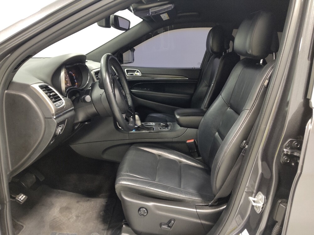2018 Jeep Grand Cherokee in Columbus, OH 43231 - 18129696 17