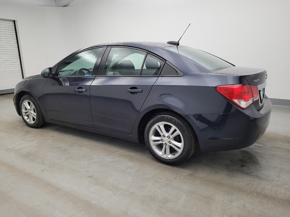 2016 Chevrolet Cruze in Maple Heights, OH 44137 - 18129699 3