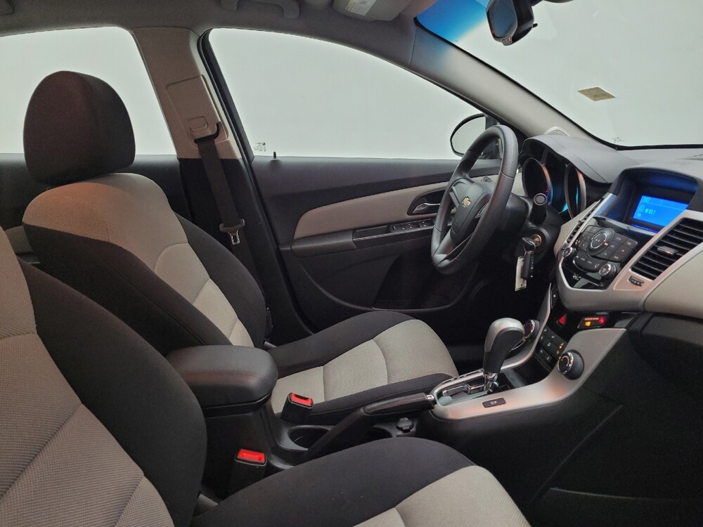 2016 Chevrolet Cruze in Maple Heights, OH 44137 - 18129699 21