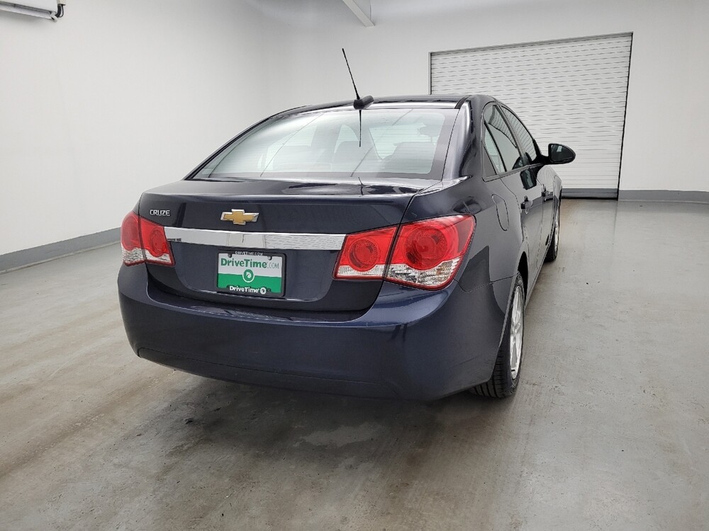 2016 Chevrolet Cruze in Maple Heights, OH 44137 - 18129699 7