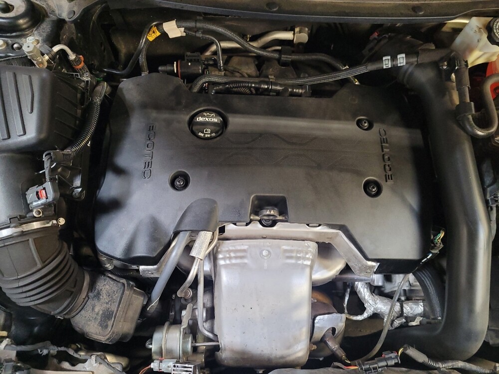 2019 Chevrolet Equinox in Riverside, CA 92504 - 18129701 30