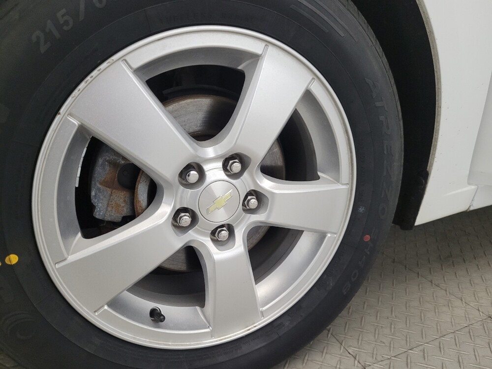 2016 Chevrolet Cruze in Henrico, VA 23223 - 18129708 31