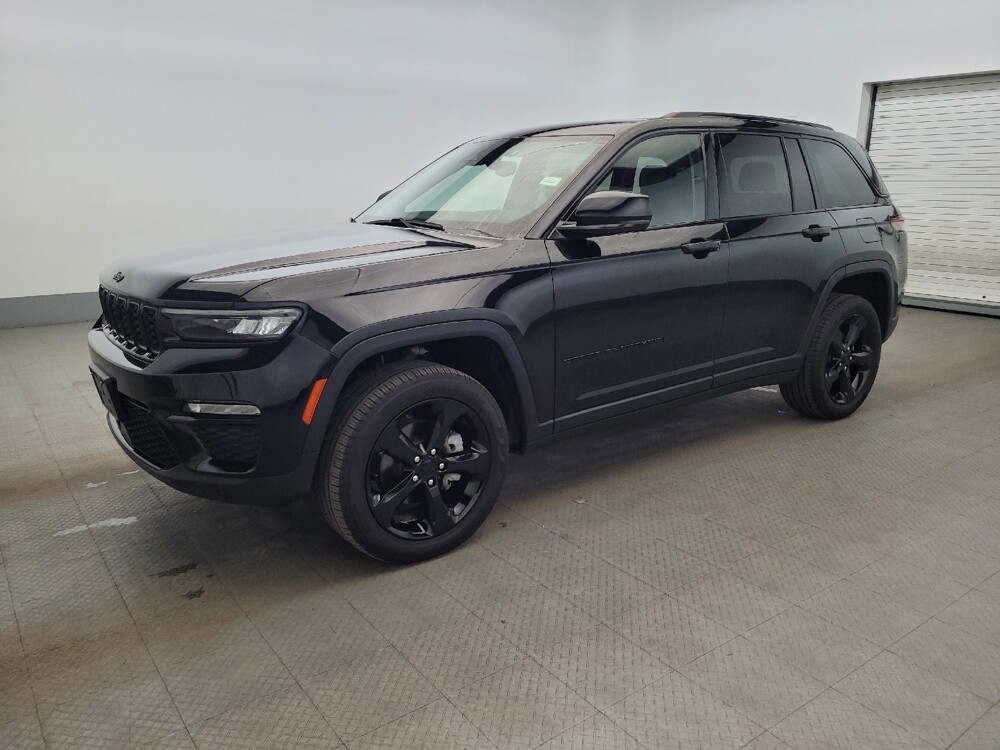 2023 Jeep Grand Cherokee in Williamstown, NJ 8094 - 18129716 2