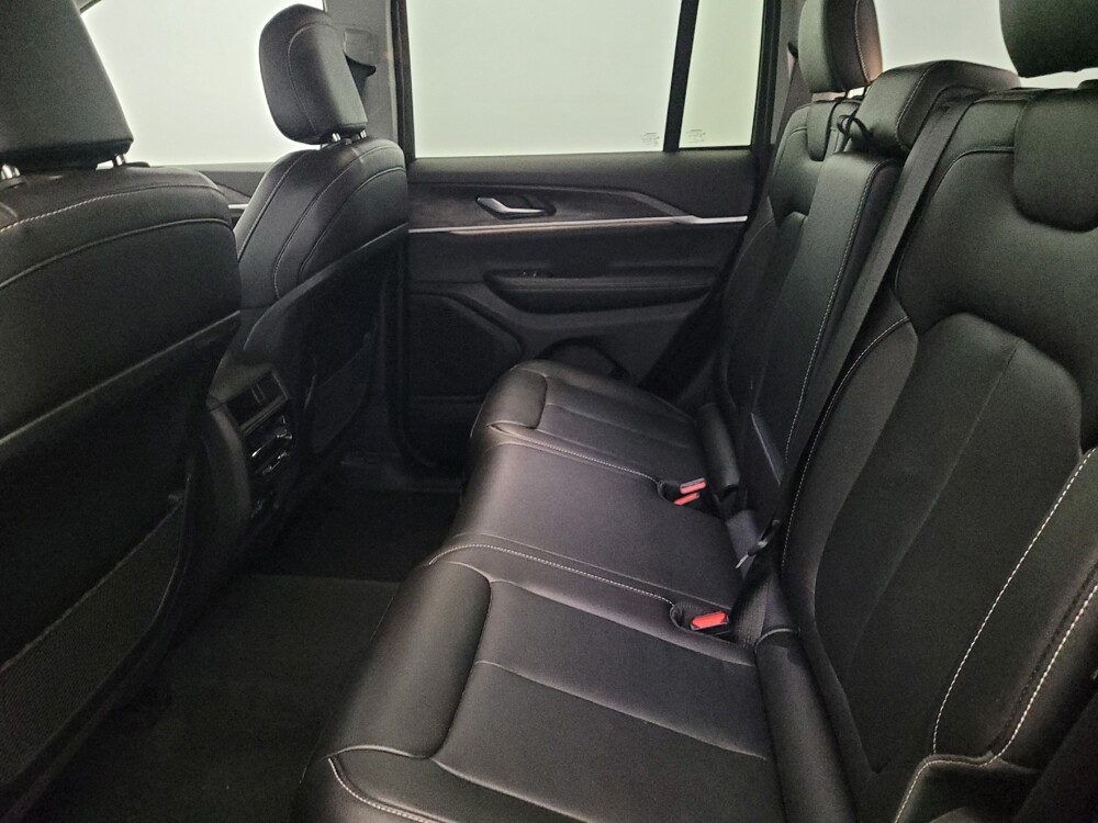 2023 Jeep Grand Cherokee in Williamstown, NJ 8094 - 18129716 18