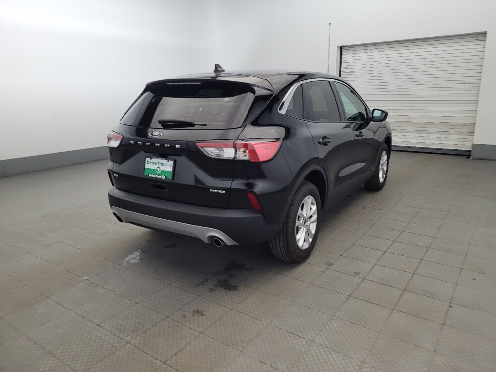 2022 Ford Escape in Richmond, VA 23235 - 18129728 9