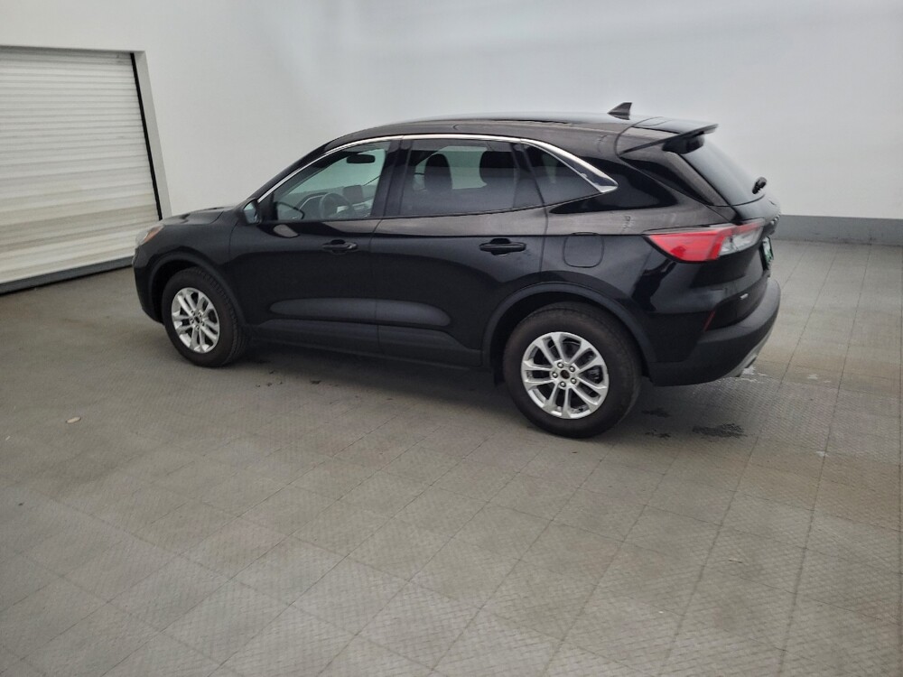2022 Ford Escape in Richmond, VA 23235 - 18129728 3